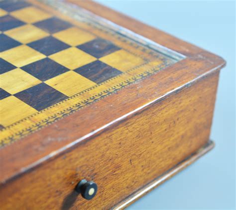 Ref2019a English Chess Board Box Antique Chess Shop
