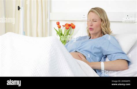 Pregnant Woman Having Contractions Stock Videos And Footage Hd And 4k Video Clips Alamy