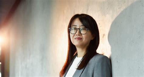 ‘kingdom Screenwriter Kim Eun Hee Celebrates Expanding Opportunities