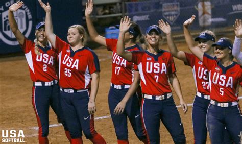 Usa Softball Team History The Usa Softball Womens National Team Is One Of The Only Two Women