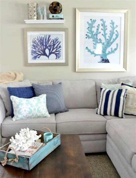 A few sand dollars here, a. Inspiring Beach Wall Decor Ideas for the Space above the ...