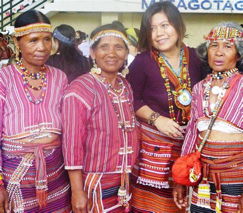 Passion For Ethnic Fashion Ninang Riza Matibag Muyot With The Women Of