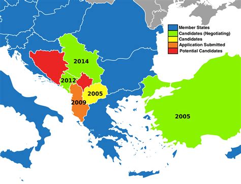 Map of EU candidates and potential candidates in the Balkans (dates = latest step in the process 