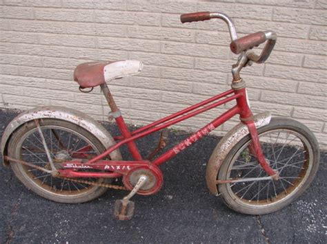 Vintage Red Schwinn Kids Chiilds Bicycle Bike Pixie 1980 Original Seat