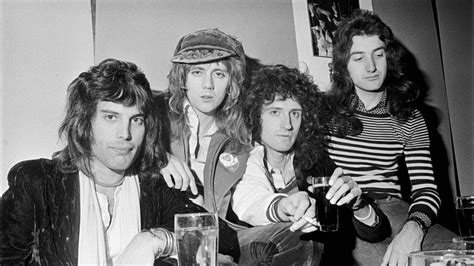 Queen Band Freddie Mercury Brian May Roger Taylor John Deacon Bw 8x10