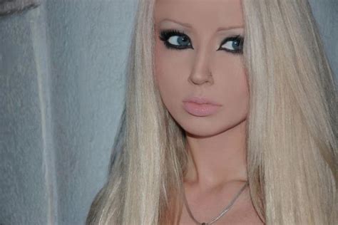 Notipereira La Barbie Humana Rusa Valeria Lukyanova Destapa Su Lado