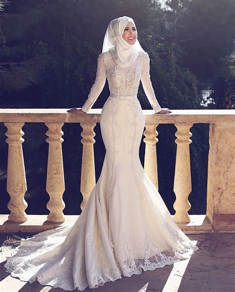 Elegant Hijab Bridal Look Ideas To Wear At Your Wedding Day Hijab