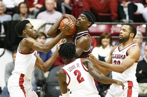 'Bama Basketball Takes Down Another Ranked Team