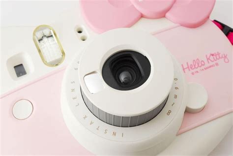 Fujifilm Hello Kitty Fuji Instant Camera Kit Cheki Pink Instax Mini