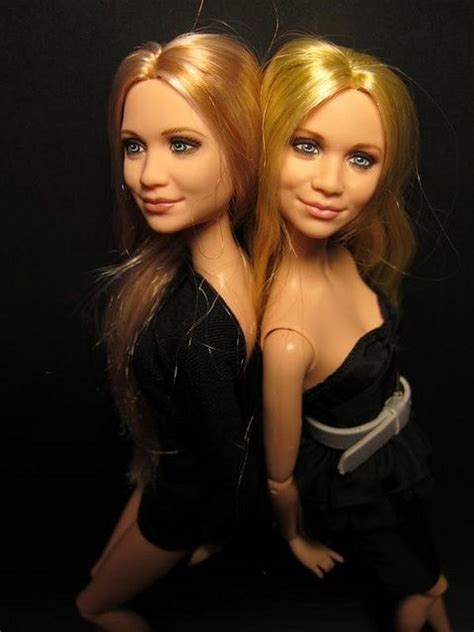 las gemelas olsen custom barbie barbie diy famous celebrities celebs celebrity barbie dolls