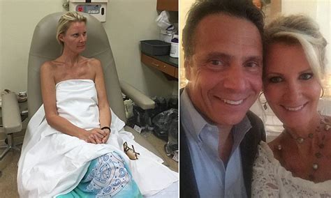 Sandra Lee Back In Hospital For More Surgery Following Double Mastectomy Daily Mail Online