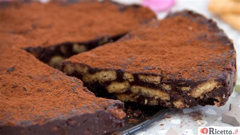 Torta di biscotti al cioccolato. Ricetta Torta di biscotti al cioccolato - Consigli e ...