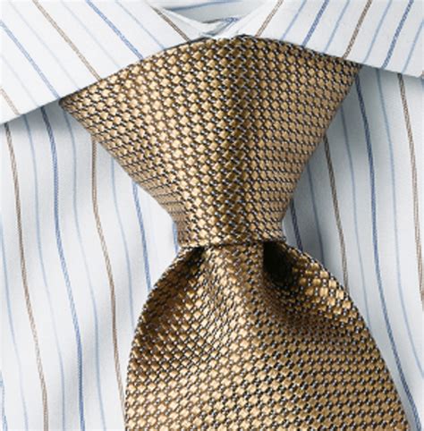 The tip of the small end should rest slightly above your belly button this will vary depending on your height and the. Learn How To Tie A Tie: Windsor, Shell, Four-In-Hand Knots Step-by-Step | HubPages