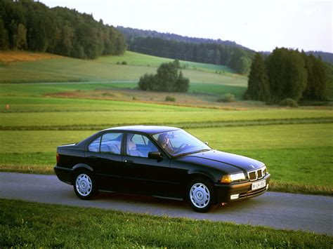 Bmw 3 Series Sedan E36 Specs And Photos 1991 1992 1993 1994 1995