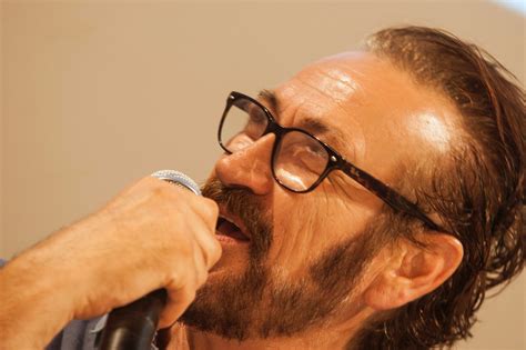 La storia del film, diretto da edoardo falcone, ruota attorno a un ladro ed ex detenuto di nome ettore (interpretato da marco giallini), privo di legami famigliari e dedito a un'esistenza disperata. La Valigia dell'Attore 2018: Marco Giallini, "Non mi ...