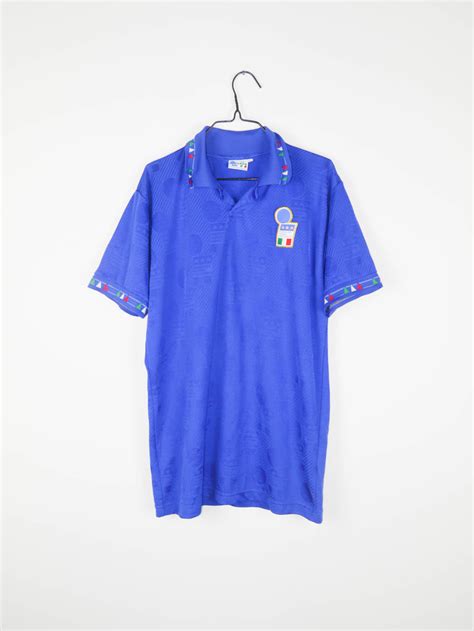 Manufactured by puma®, these italy soccer jerseys are the same designs. Original 1994 Italy home jersey - M | RB - Classic Soccer Jerseys