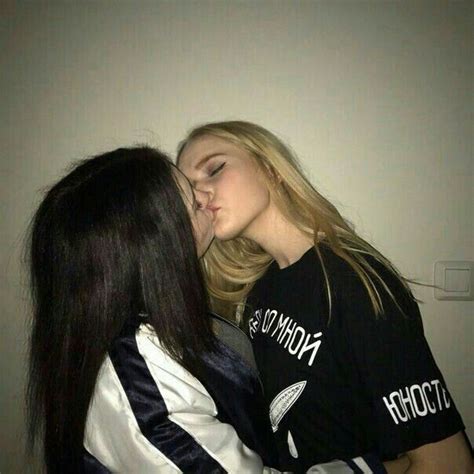 Lesbian Love Lgbt Love Cute Lesbian Couples Cute Couples Goals Girl