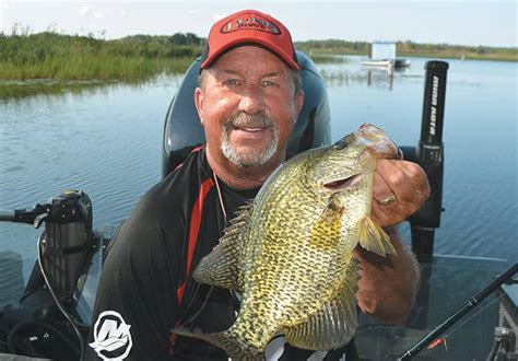 Guides Secrets For Ice Out Slab Crappies Midwest Outdoors