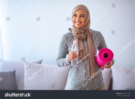 Islamic Woman Preparing Workout Young Muslim Stock Photo 1636171549