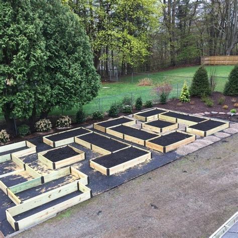My other raised beds are framed with cinderblock, so this is a new venture. Aluminum Corner Brackets for DIY Raised Garden Beds | Gardeners.com | 1000 in 2020 | Garden bed ...