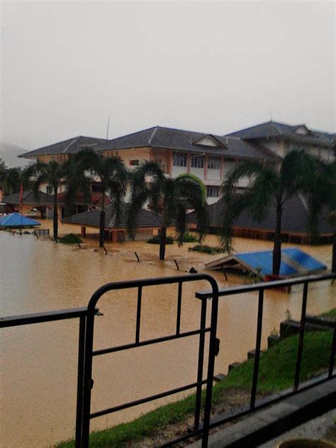 Perkembangan banjir di beberapa kawasan di kelantan. Gambar Banjir Di Kelantan Terkini Disember 2014