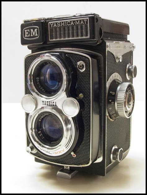 Yashica Mat Em Twin Lens Camera Working Vintage 1950s 120mm Image 0