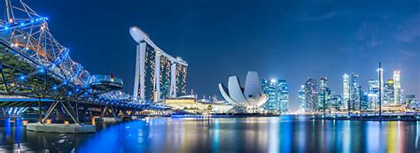 Singapore Skyline Stock Photos Pictures And Royalty Free Images Istock