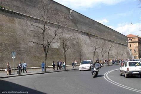 Photos Popes Border Wall Around Vatican