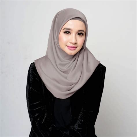 10 Ragam Ide Model Hijab Ala Selebgram Pilih Yuk Mana Yang Paling