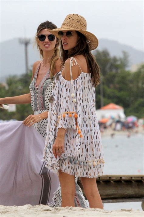 Alessandra Ambrosio Out At Jurere Beach In Florianopolis 12272017