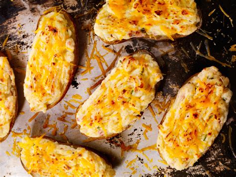 Un secondo di mare facile e veloce da preparare. Patate al forno: le ricette più originali