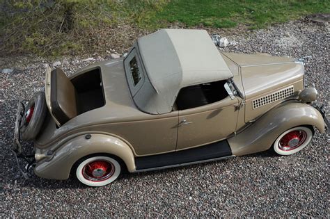 1935 Ford Deluxe Roadster Roadsters Ford Classic Cars Online