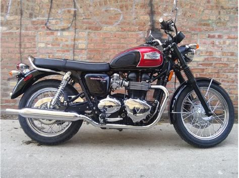 Street triple rs vs bonneville t100 comparison overview. Buy 2014 Triumph Bonneville T100 on 2040-motos