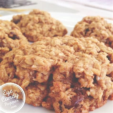 These healthy cookies are so simple to make! Chewy Oatmeal Raisin Cookies (low-sugar, gluten-free ...