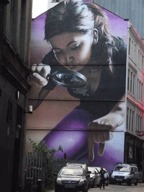 street art par smug one impressionnants portraits hyper réalistes maxitendance
