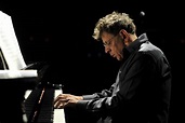 Philip Glass and colleagues take a tour of his chamber music at SFJazz ...