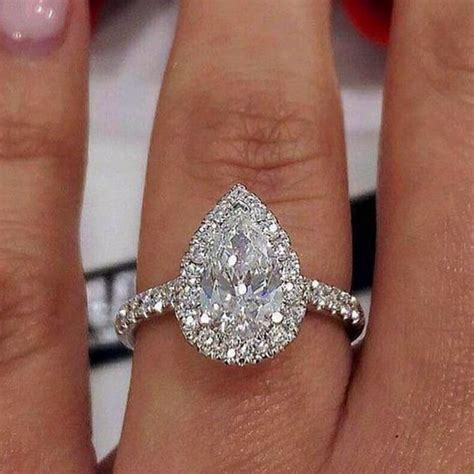 32 Stunning Pear Shaped Diamond Engagement Rings The Glossychic