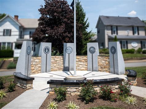 Bridgeport Veterans Memorial Monuments Picture This On Granite