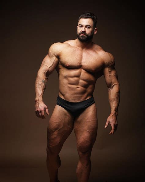 Muscle Lover Russian Classic Physique Bodybuilder Mikhail Maslov 2