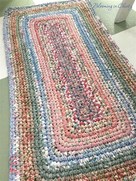 Crocheted Rag Rug Instructions On How To Make This Rug Using Scraps