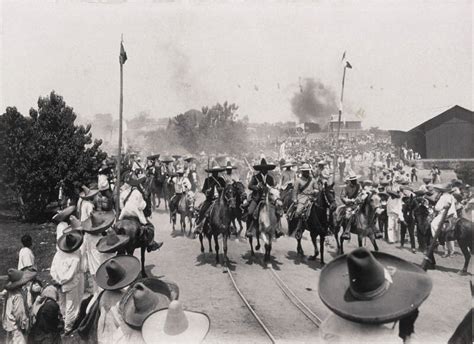 Emiliano Zapata Y Sus Tropas Entrando A Cuernavaca 1914 Revolución