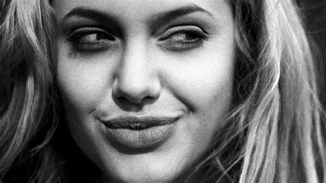 3840x2160 Angelina Jolie Lovely Smile Pics 4k Wallpaper Hd Celebrities