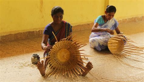 6 Most Famous Regional Traditional Crafts In India