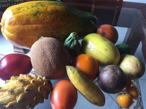 These are the top ten most weird and unusual fruits you will ever hear or read about, but would i try them? 22 Exotic Tropical Fruits of Colombia (2017 Update)