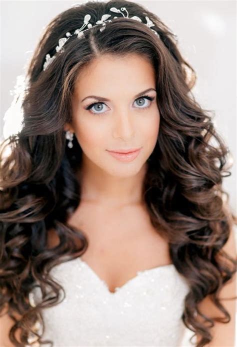 15 Photos Long Hairstyles For Wedding Party