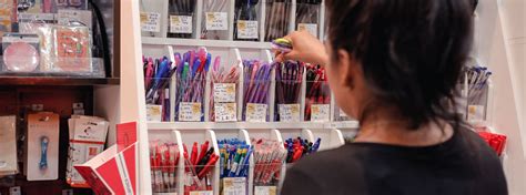 Veja 5 Dicas Para Economizar Na Compra De Material Escolar Colégio