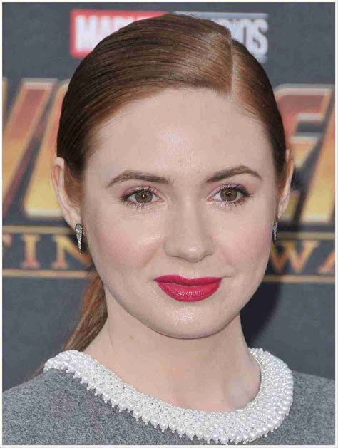 Karen Gillan Net Worth Bio Wiki Age Height Weight Net Worth Of Sexiz Pix