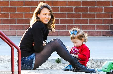 Jessica Alba And Her Girls Are A Match In Woolly Warm Up Leggings On