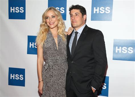 Jason Biggs And Jenny Mollens Relationship Timeline Shows Their Love Is Bachelorette Worthy