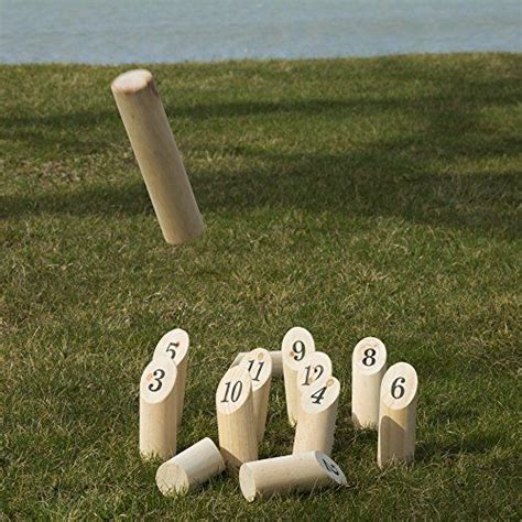 how to play mölkky the finnish throwing game throwing games backyard games games